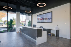 east norwalk front desk